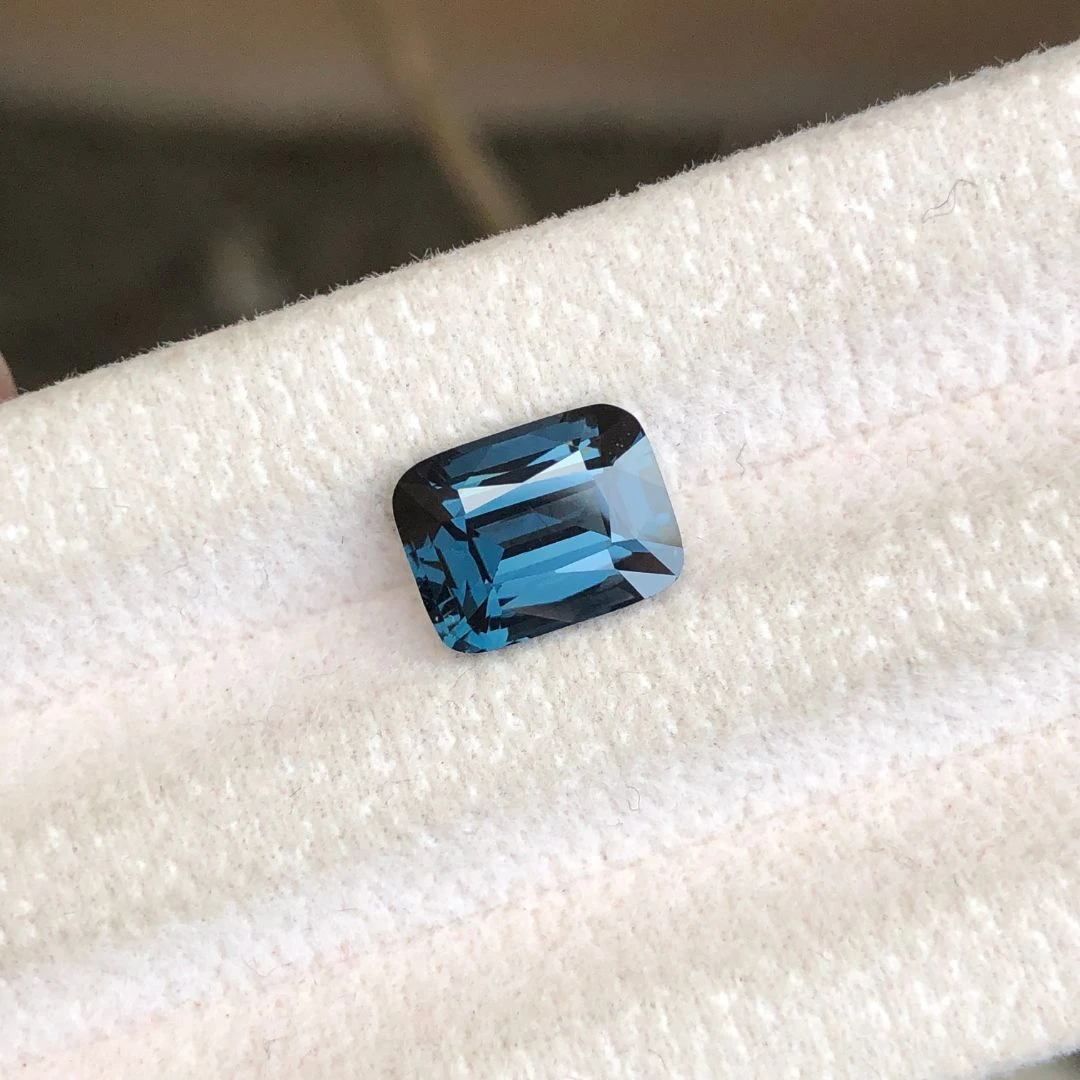 3.12 ct Natural Blue Spinel Cushion Shape Loose Gemstone from Tanzania — view 3